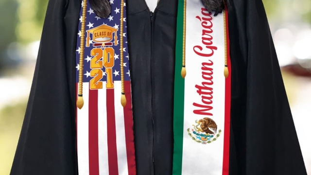 Stunning Style: The Ultimate Guide to High School Graduation Stoles