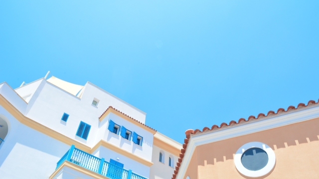 Understanding the Role of Local Property Experts