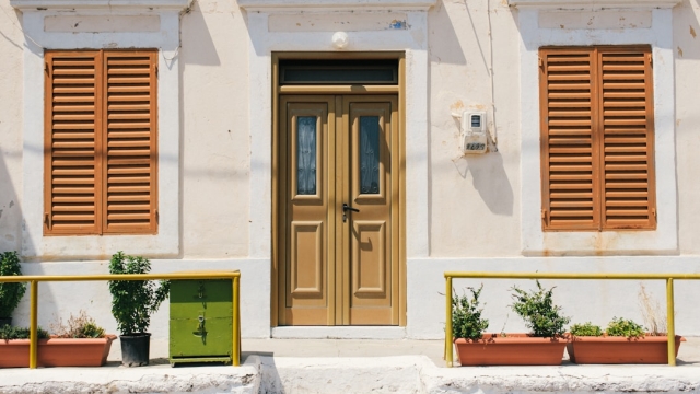 Understanding the Types of Commercial Doors