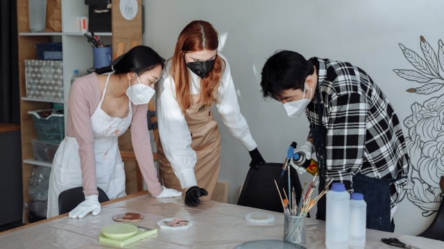 Art Workshops for Couples
