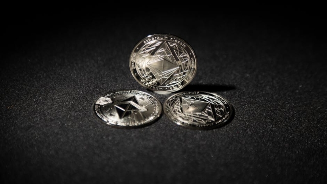 Overview of decentralized finance platforms